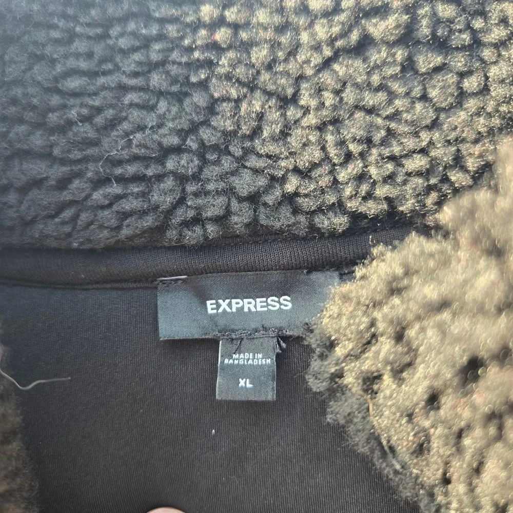 Express Mens XL Black Sherpa ski embroidered Quarter Zip cabin core apres ski